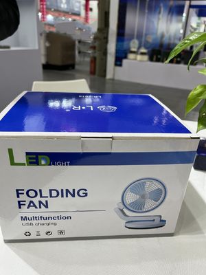 콤팩트하고 강력한 1500mAh 배터리 접이식 팬 이동 중 공기 순환